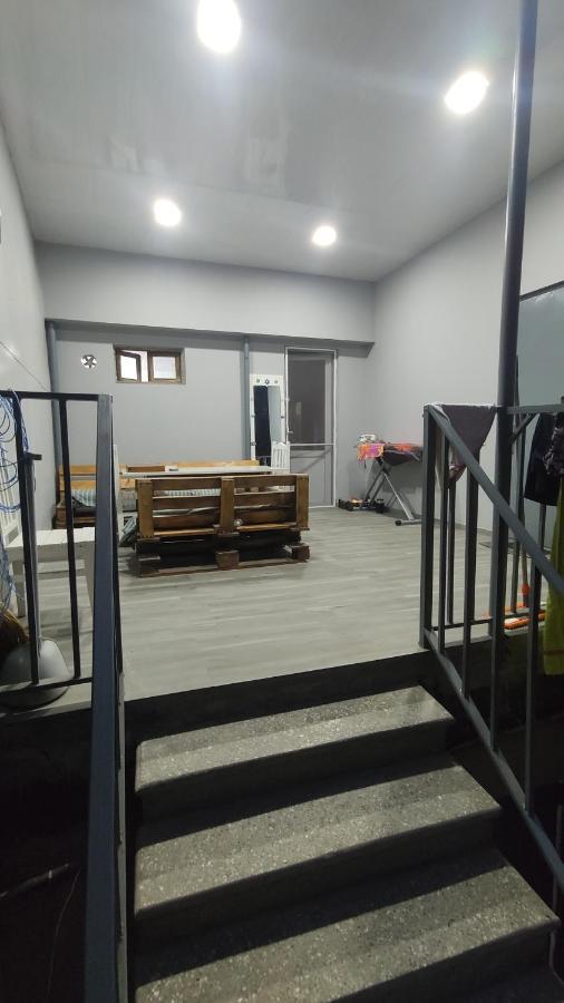 Home Apartments Batumi Luaran gambar