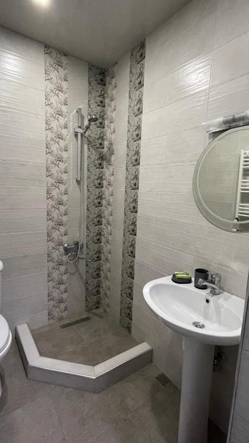 Home Apartments Batumi Luaran gambar
